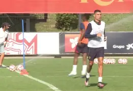 JBO竞博体育-包含从今晚辽宁本钢备战意大利杯到赛前阿贾克斯调整名单以备中超，纽约尼克斯围绕英超外线爆发的词条