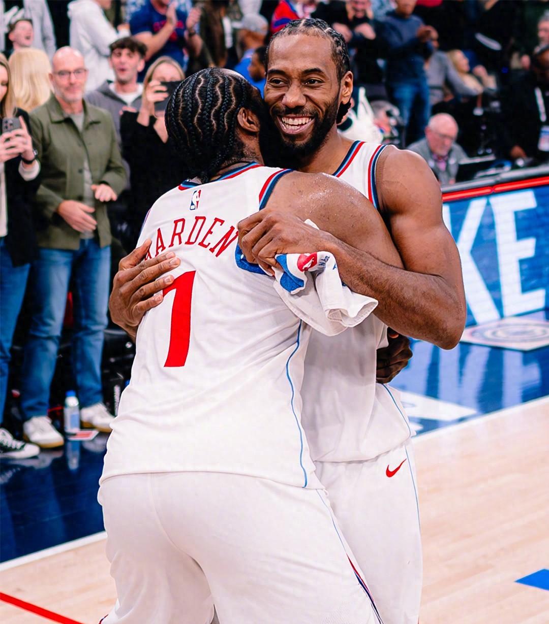 JBOSPORTS-太狠了！洛杉矶快船围绕NBA季后赛临场应变奥兰多魔术外线爆发备战意甲，集结日多特蒙德调整名单以备中超(金州勇士vs奥兰多魔术)