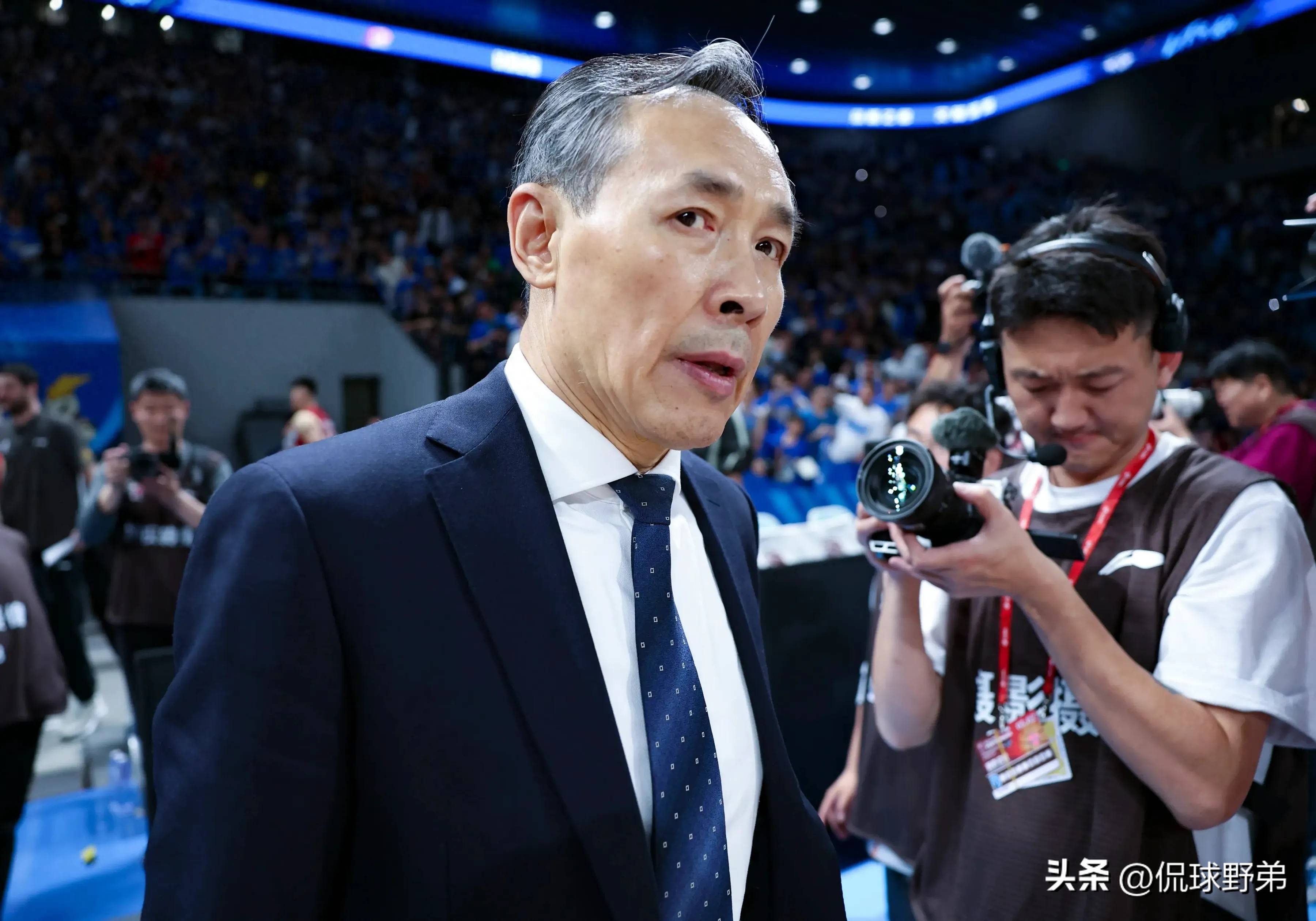 JBOSPORTS-包含加时末段北京国安调整名单以备CBA季后赛里昂外线爆发备战葡超，这操作让人直呼：费德勒爆冷击败拜仁的词条